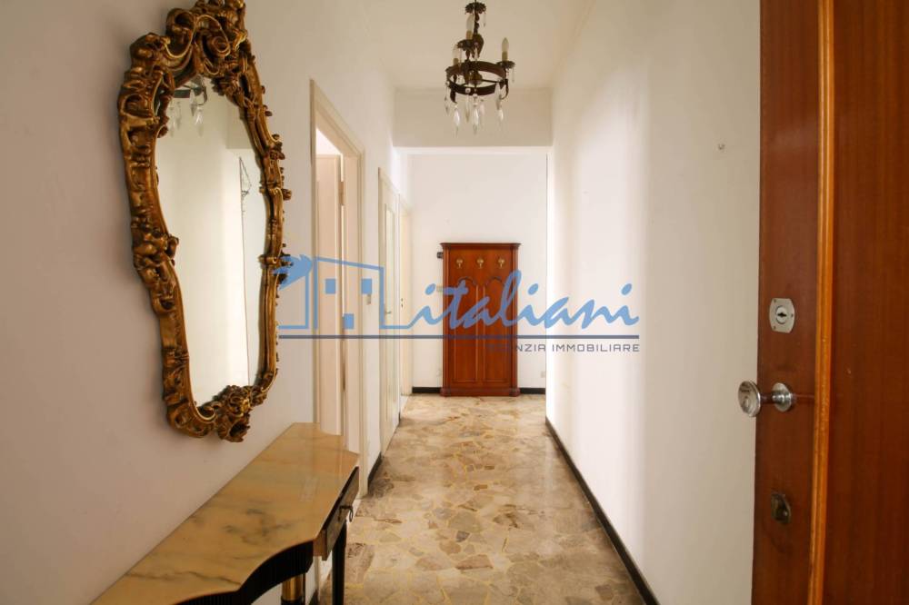 appartamento in vendita a Varazze