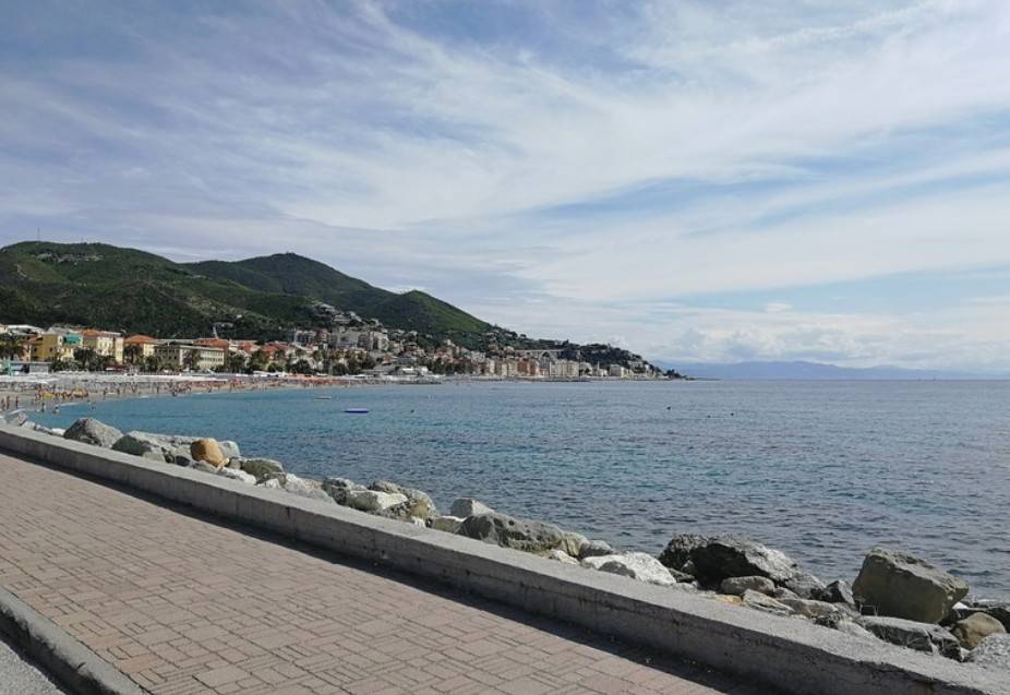 quadrivano in vendita a Varazze