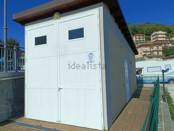 locale di sgombero in vendita a Varazze in zona Cantalupo