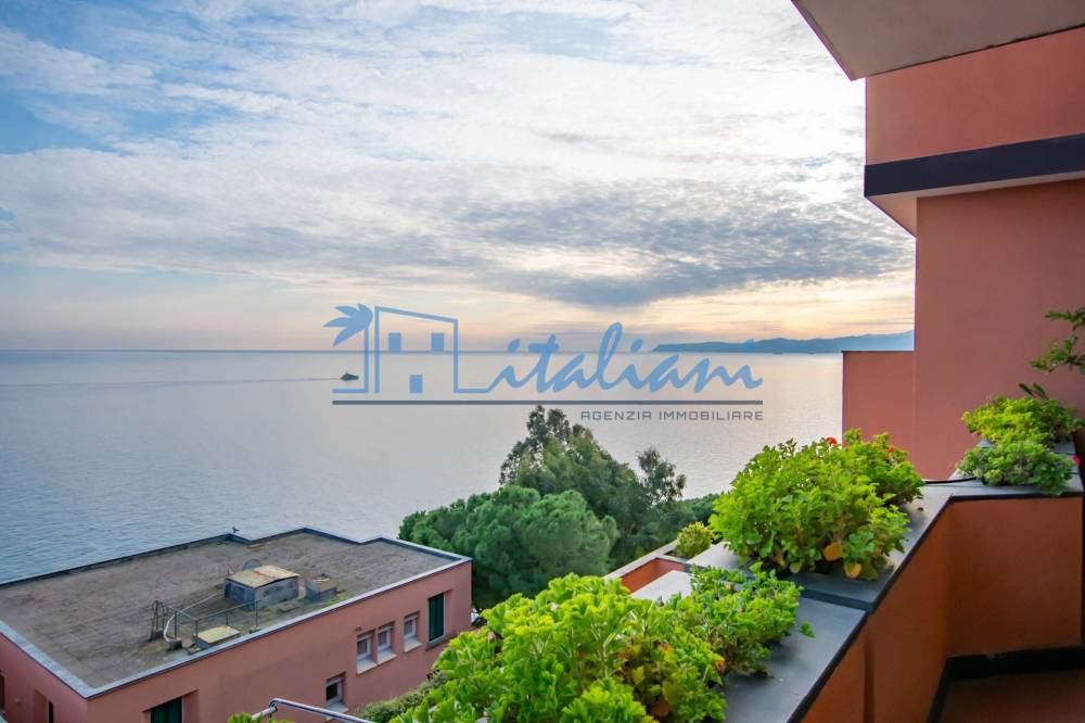 appartamento in vendita a Varazze