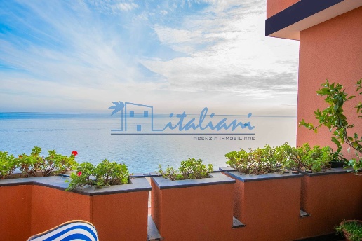 appartamento in vendita a Varazze