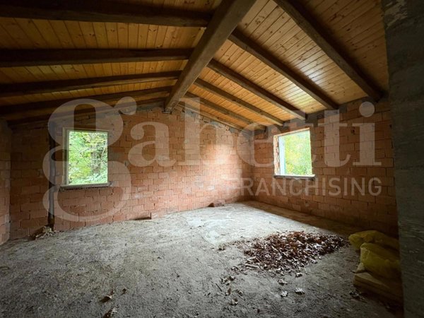 casa indipendente in vendita a Varazze in zona Alpicella