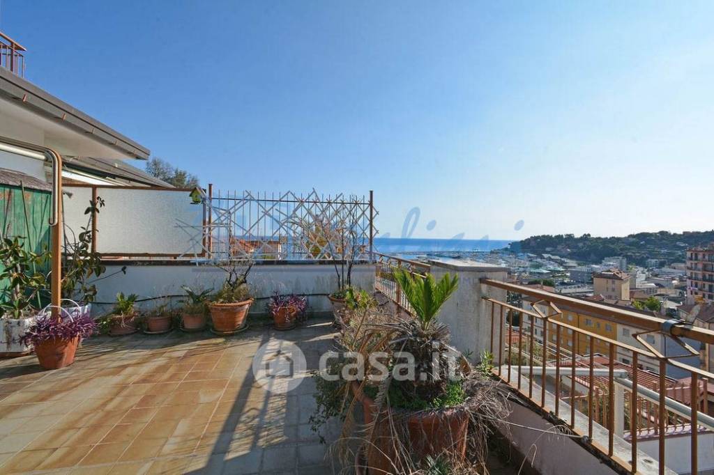 appartamento in vendita a Varazze