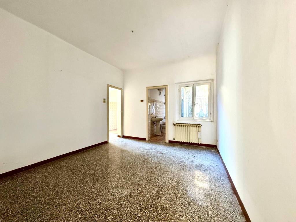 appartamento in vendita a Varazze in zona Castagnabuona