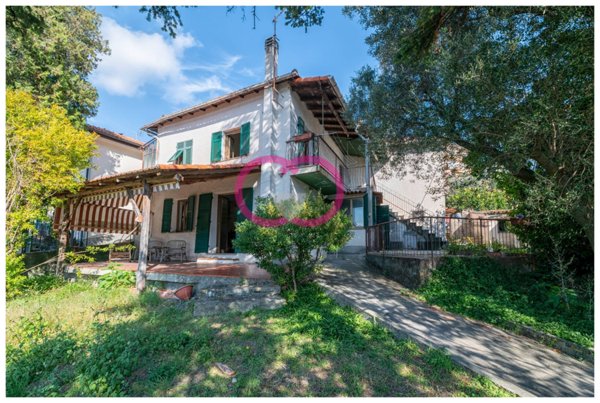 casa indipendente in vendita a Varazze in zona Casanova