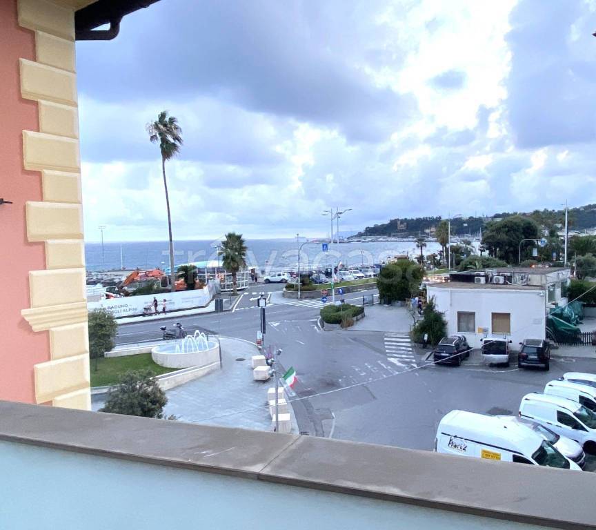 appartamento in vendita a Varazze