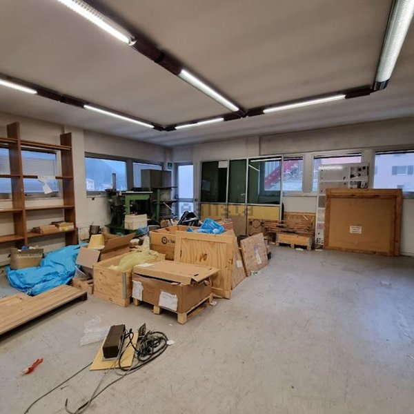 locale di sgombero in vendita a Varazze