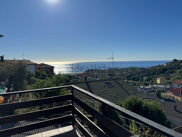 appartamento in vendita a Varazze