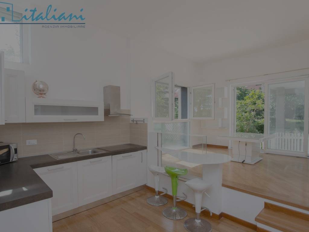 appartamento in vendita a Varazze