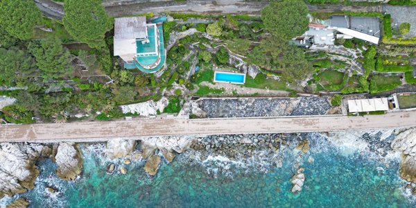 casa indipendente in vendita a Varazze