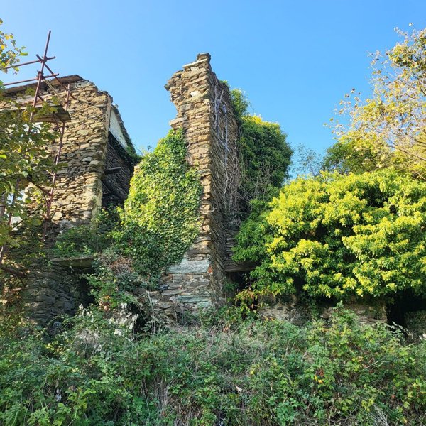 casale in vendita a Varazze