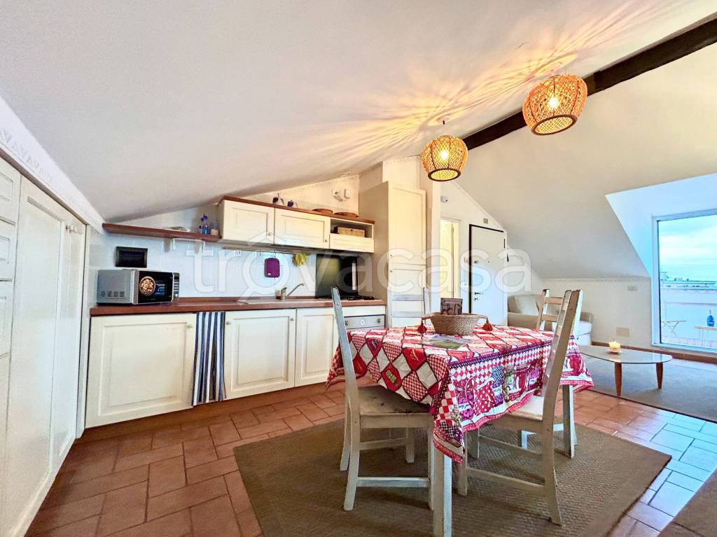 appartamento in vendita a Varazze