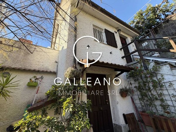 casa indipendente in vendita a Varazze in zona Casanova