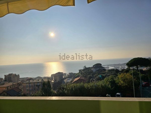 appartamento in vendita a Varazze in zona Cantalupo