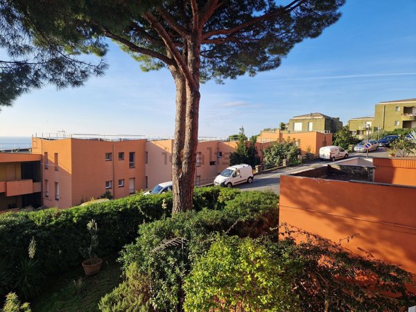 appartamento in vendita a Varazze