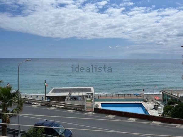 appartamento in vendita a Varazze