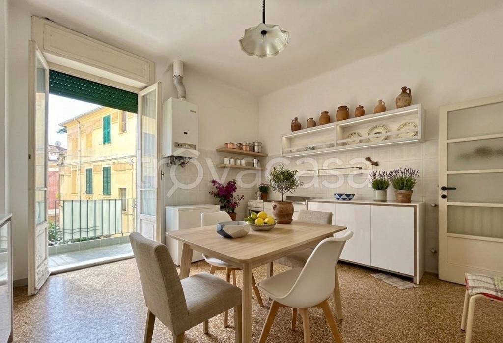 appartamento in vendita a Varazze
