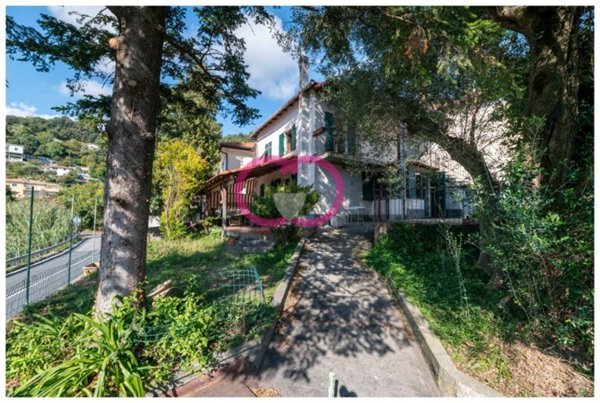 casa indipendente in vendita a Varazze in zona Casanova