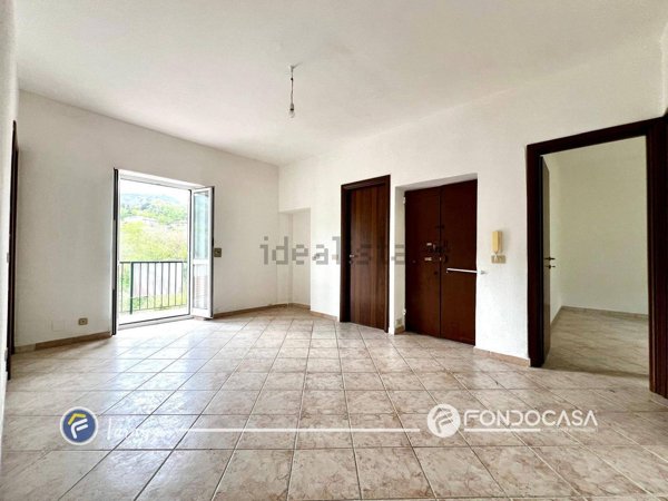 appartamento in vendita a Varazze in zona Pero