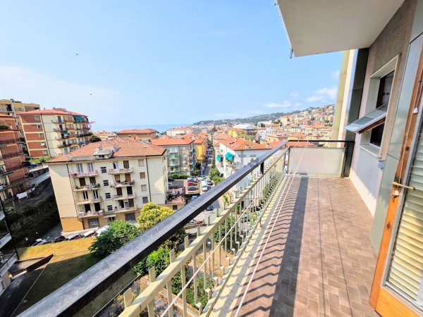 appartamento in vendita a Varazze