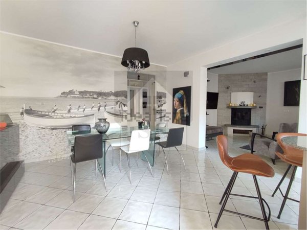 casa indipendente in vendita a Varazze