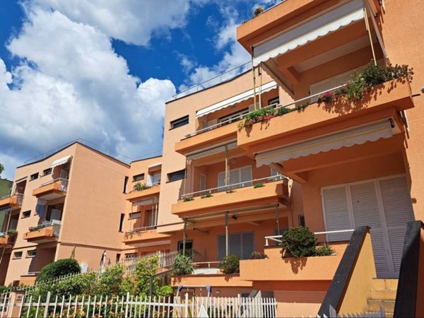 appartamento in vendita a Varazze