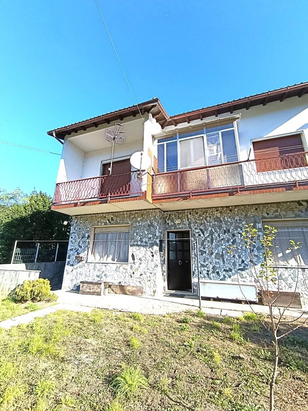 casa indipendente in vendita a Varazze