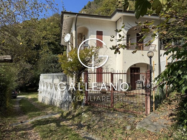 casa indipendente in vendita a Varazze in zona Alpicella