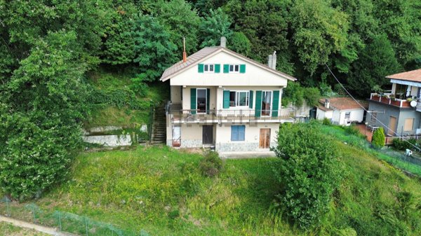 casa indipendente in vendita a Varazze in zona Faje