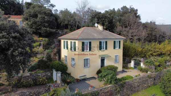 casa indipendente in vendita a Varazze in zona Cantalupo