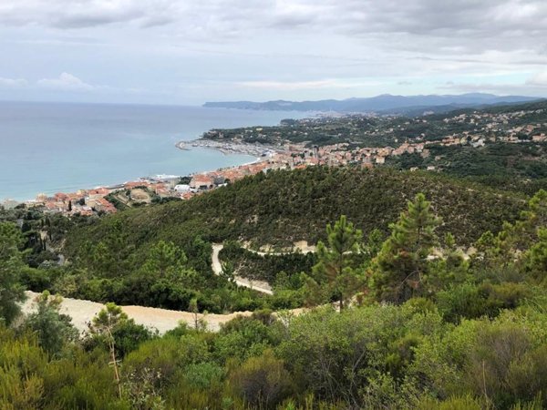 casa indipendente in vendita a Varazze