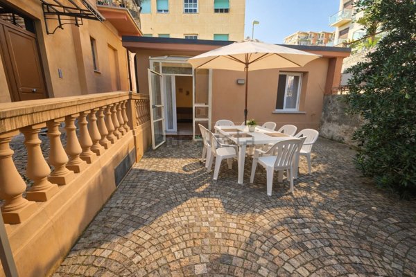 casa indipendente in vendita a Varazze