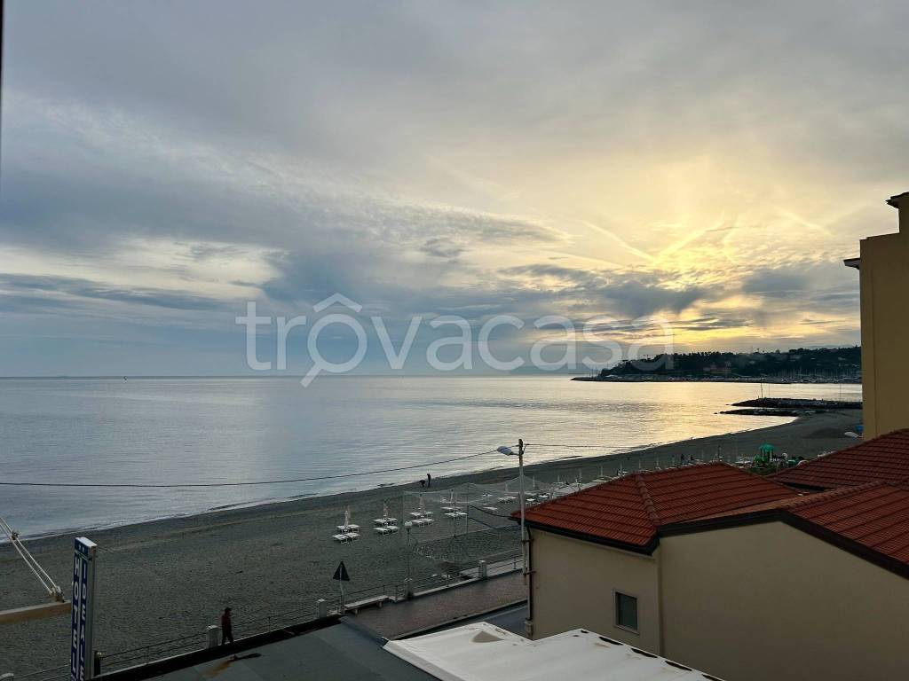 appartamento in vendita a Varazze