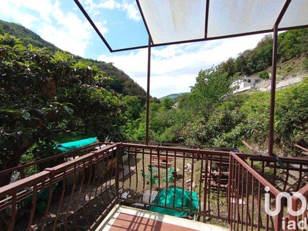 appartamento in vendita a Varazze in zona Casanova