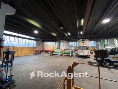 locale commerciale in vendita a Varazze