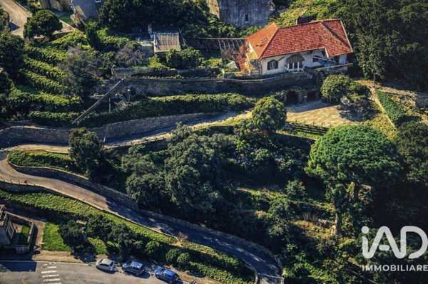 casa indipendente in vendita a Varazze in zona Pero