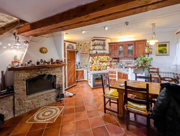 appartamento in vendita a Varazze in zona Casanova