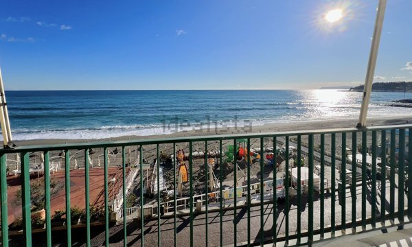 appartamento in vendita a Varazze