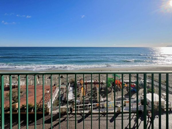 appartamento in vendita a Varazze