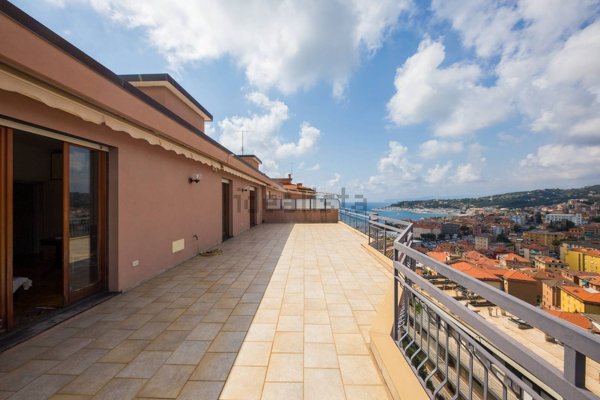 appartamento in vendita a Varazze