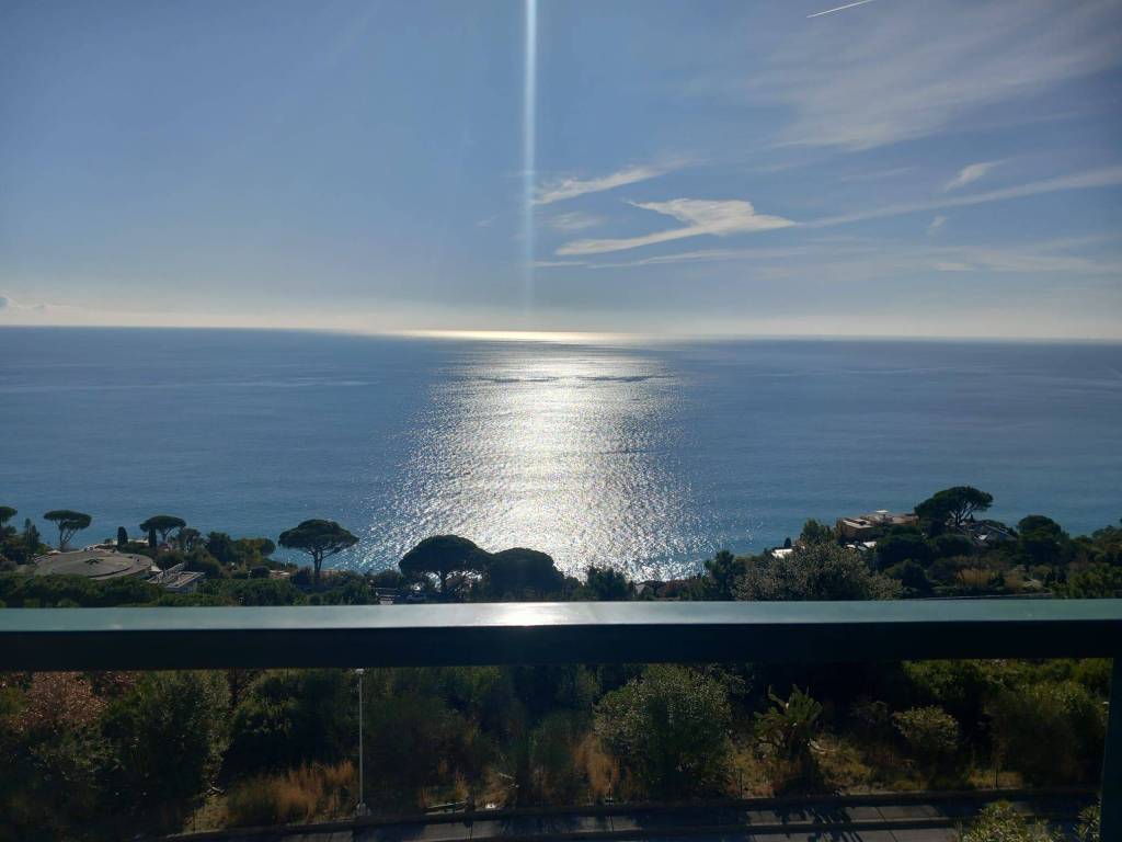 appartamento in vendita a Varazze