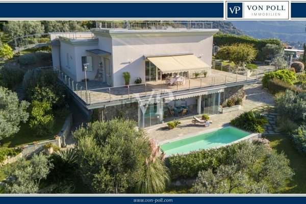 casa indipendente in vendita a Varazze