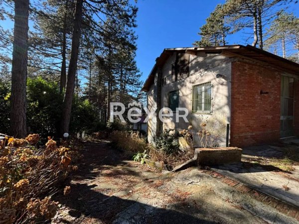 casa indipendente in vendita a Varazze in zona Alpicella