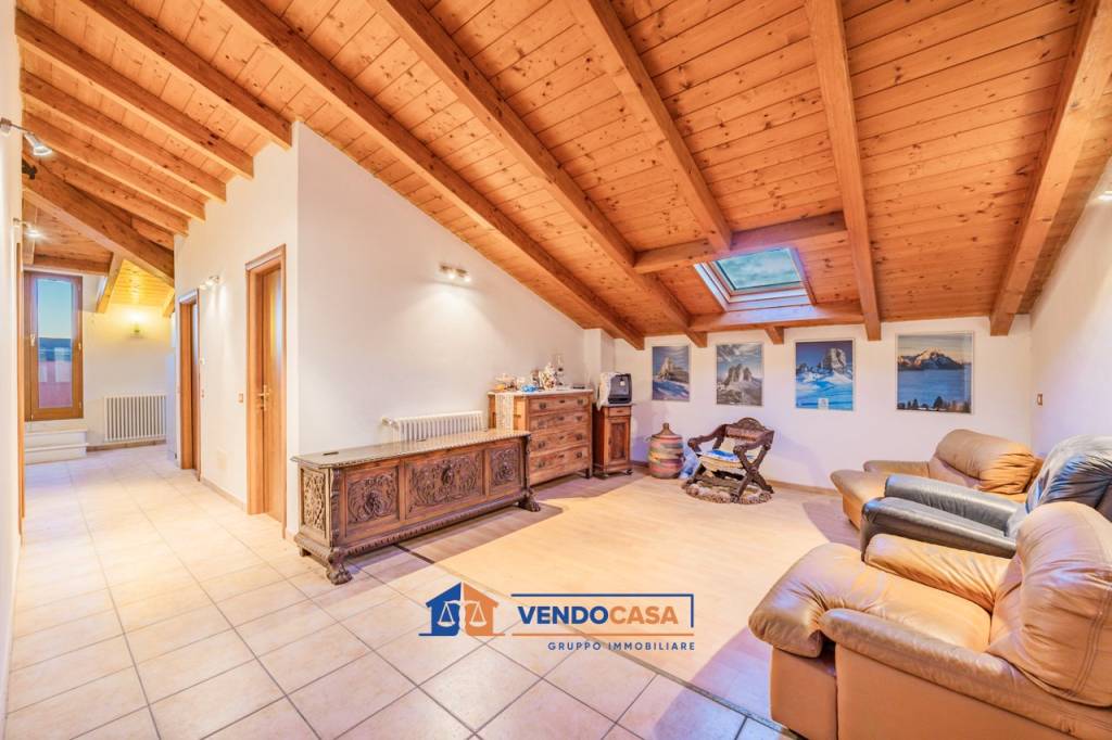 appartamento in vendita a Varazze in zona Alpicella