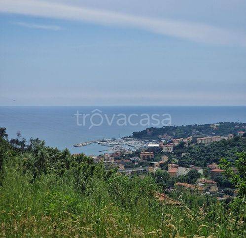 appartamento in vendita a Varazze in zona Casanova