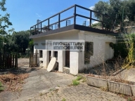 casa indipendente in vendita a Varazze in zona Pero