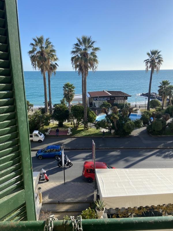 appartamento in vendita a Varazze