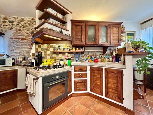 casa indipendente in vendita a Varazze in zona Casanova