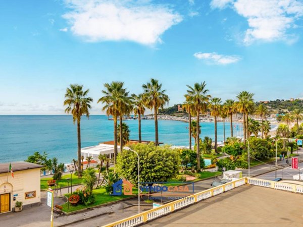 appartamento in vendita a Varazze