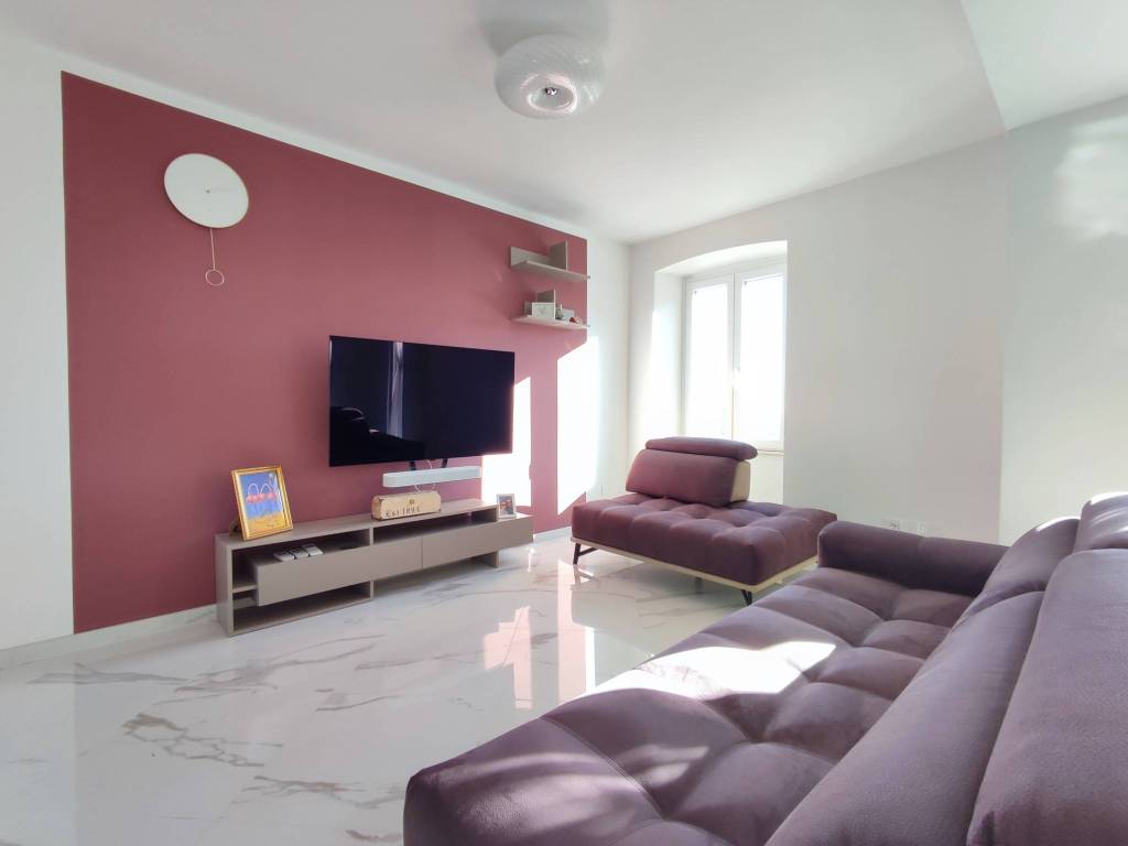 appartamento in vendita a Varazze in zona Alpicella